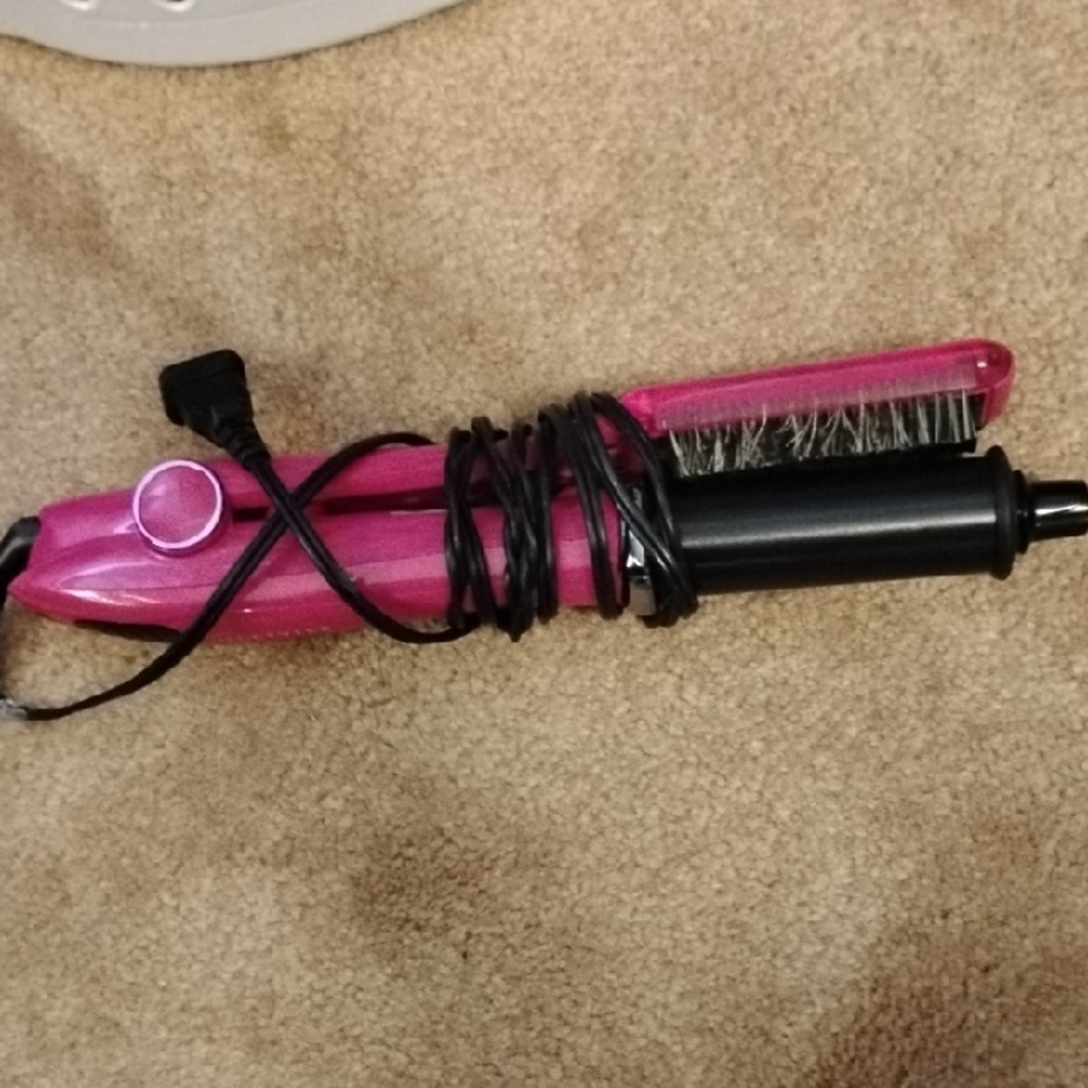 Pink Hair Styling Brush Tool